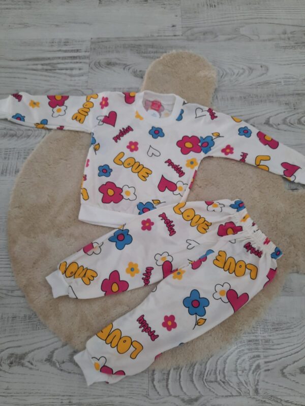 LOVE BASKILI KIZ PİJAMA TAKIMI