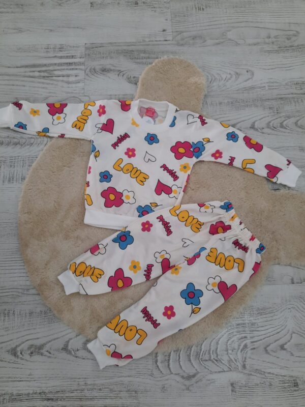 LOVE BASKILI KIZ PİJAMA TAKIMI